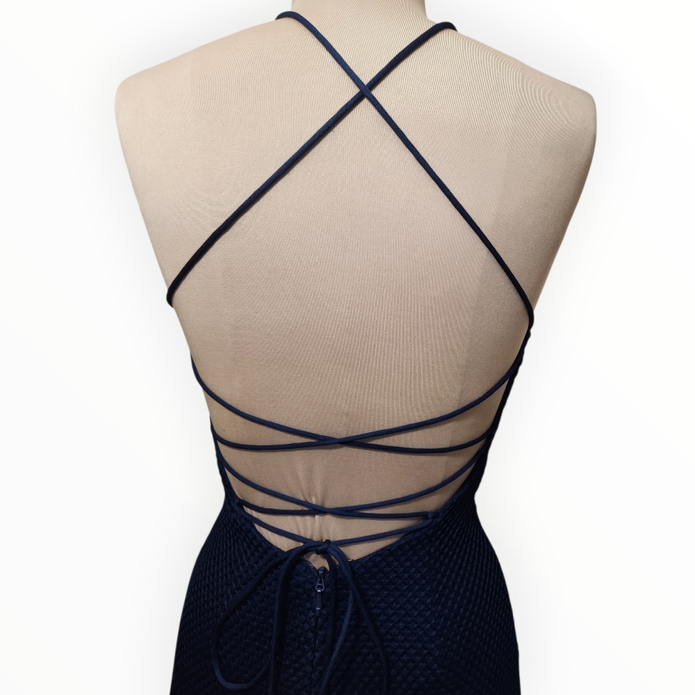 BARIANO Katerine Textured Handkerchief Hem Cocktail Dress - Picture 10 of 14